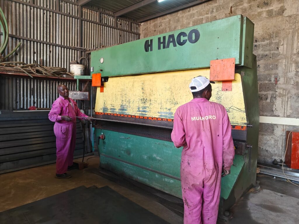 Bending machine
